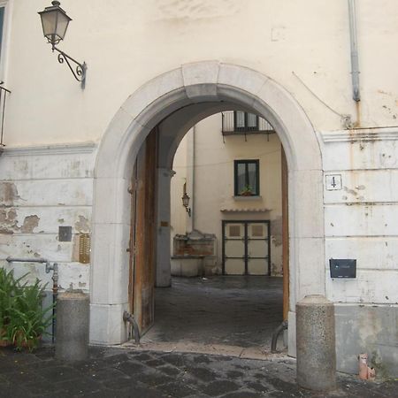 Il Guiscardo B&B Salerno Exterior foto