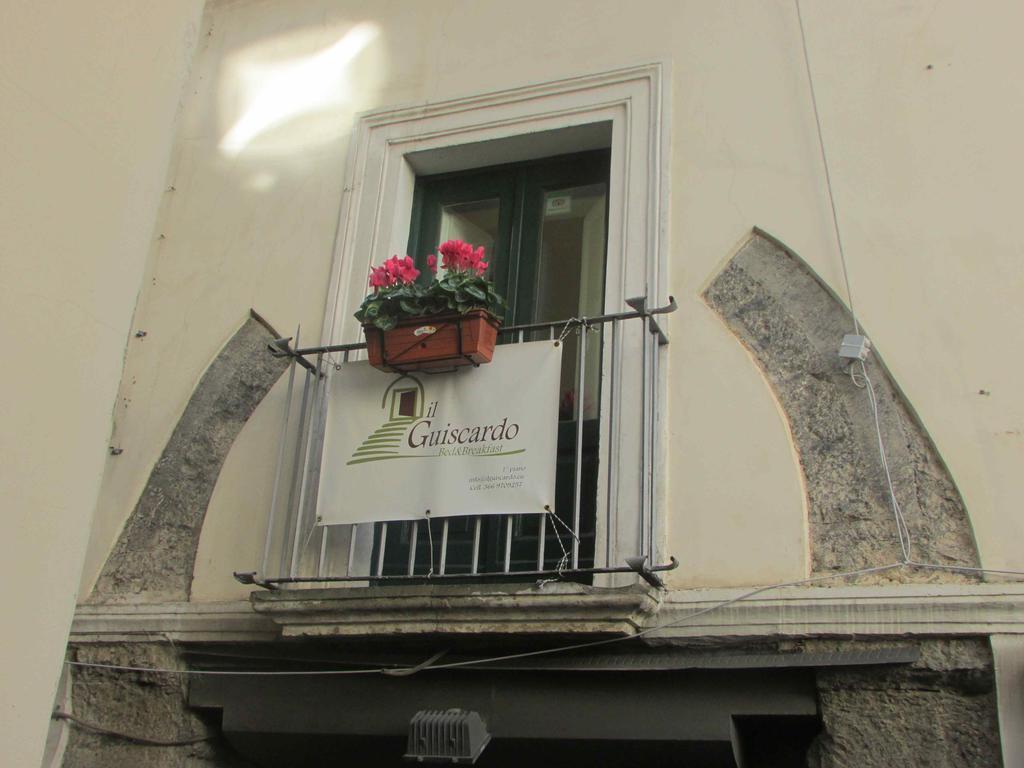 Il Guiscardo B&B Salerno Exterior foto